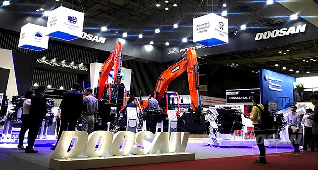 Doosan Infracore参加越南国际机械工业展